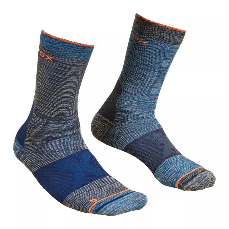 Comprar Ortovox - Alpinist Mid gris oscuro, calcetines de montañismo para hombre arriba MountainGear360